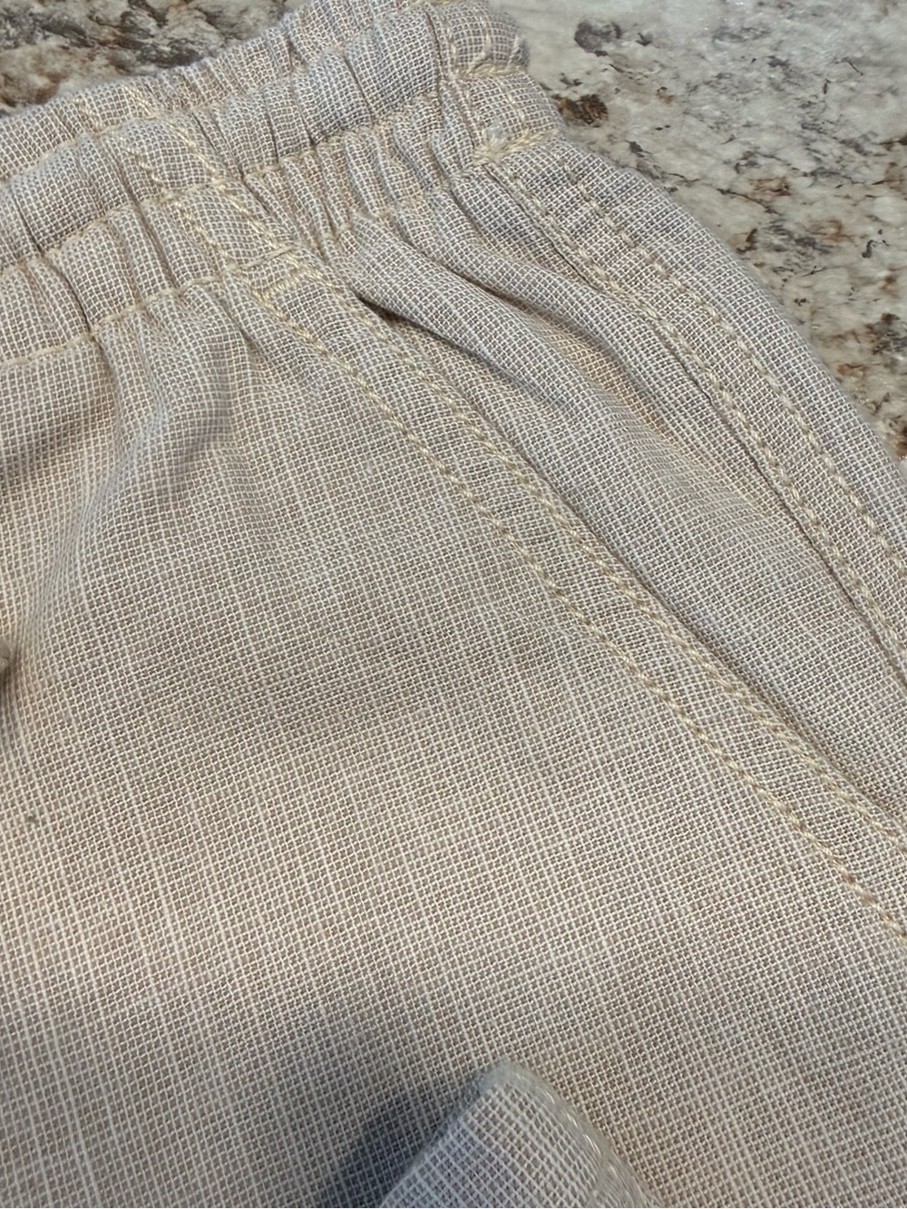 Levi's Boys Drawstring Shorts in Light Tan - Picture 4 of 7